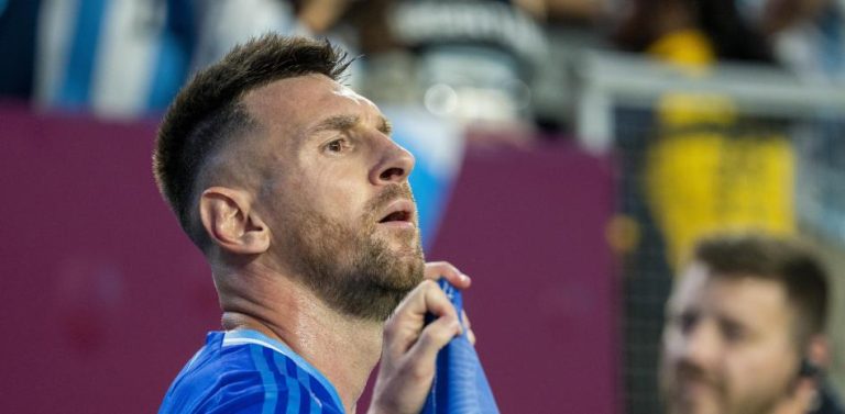 (VIDEO) Preguntan a Messi por el futbolista con el que más se ha enfadado en el campo