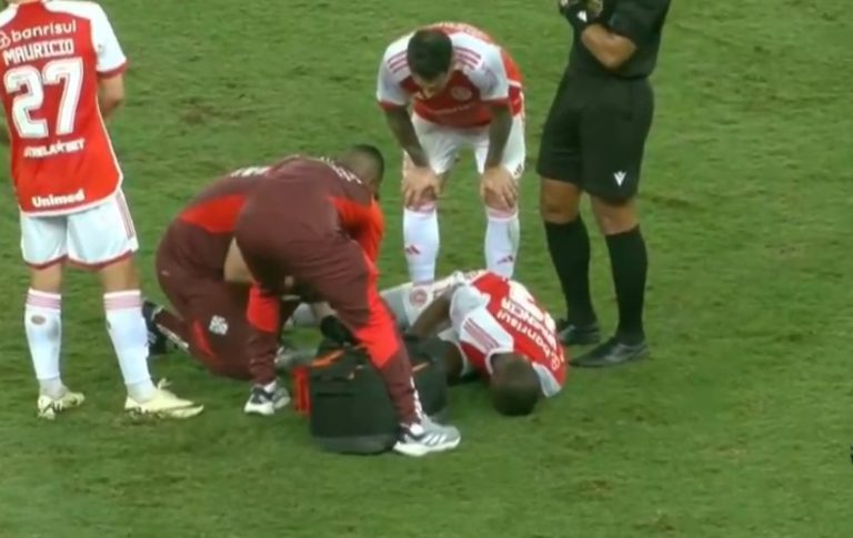 (VIDEO) ¡ALARMA EN LA TRI! Enner Valencia salió lesionado en Brasil