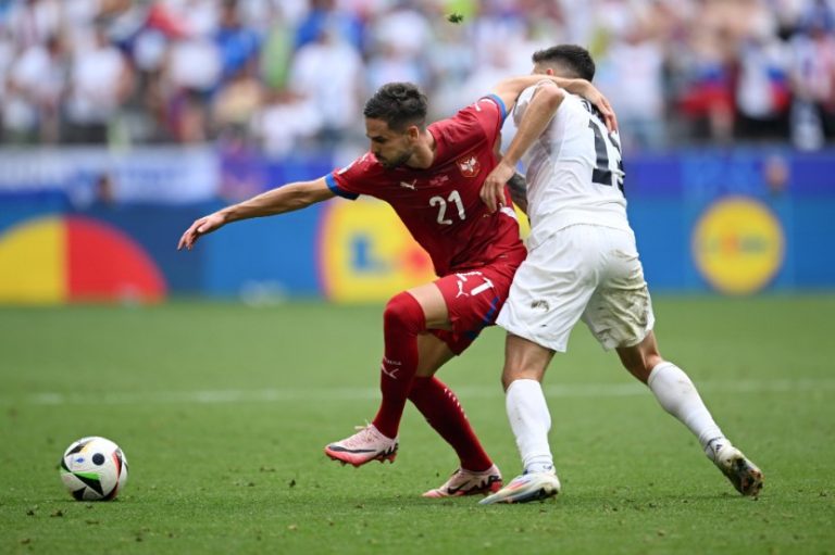 (VIDEO) ¡AL MINUTO 95! Serbia se salvó de la eliminación en la Euro 2024