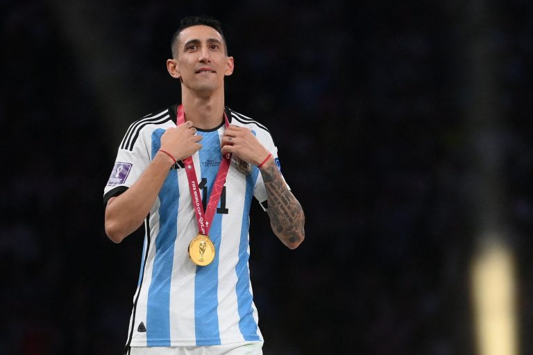 Di María: “Yo también sufro, sé que cada vez queda menos”