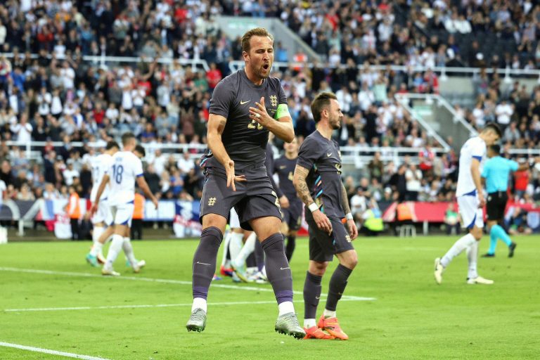 (VIDEO) Inglaterra goleó a Bosnia previo a la Eurocopa