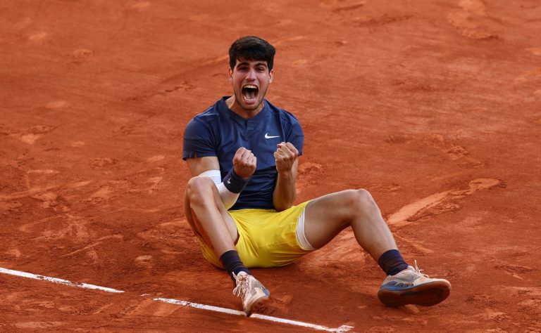 #NTF (VIDEO) EN UN PARTIDAZO: Carlos Alcaraz conquistó su primer Roland Garros