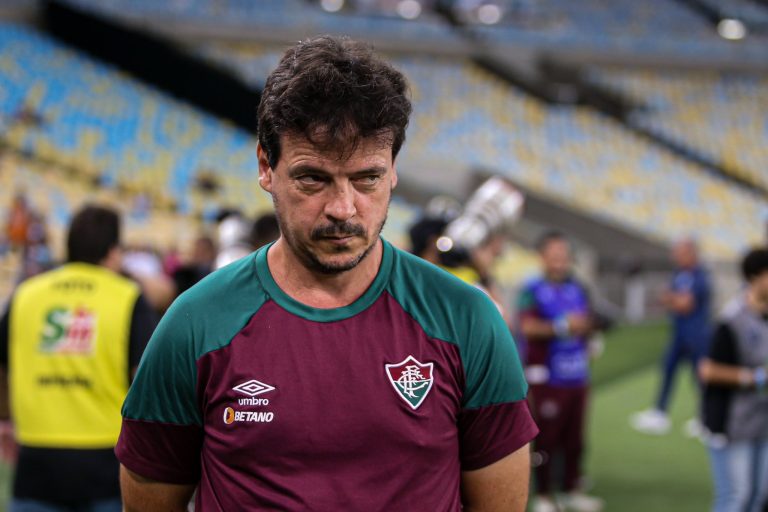 SE ACABÓ: Fluminense anunció la destitución de Fernando Diniz