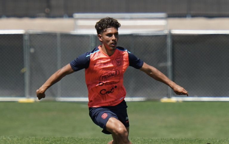 ARDE LAS VEGAS: Altas temperaturas para el partido de La Tri