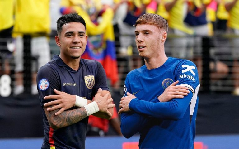 (FOTO) ¡Cole Palmer reaccionó al festejo de Kendry Páez!
