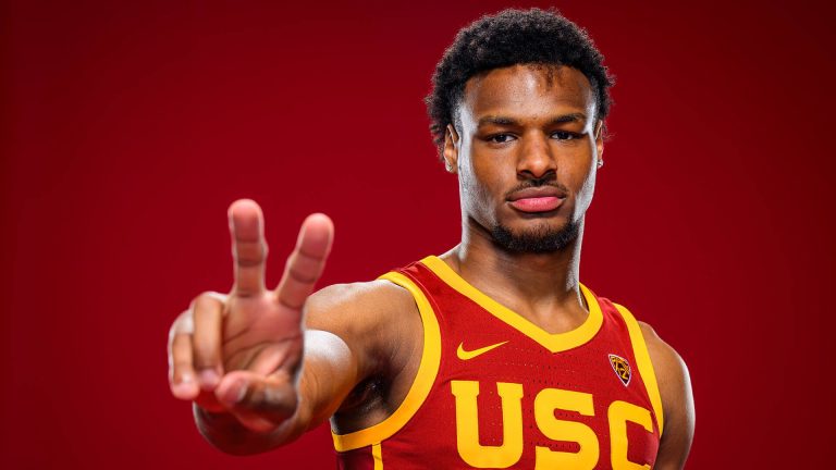 #NTF Los Ángeles Lakers seleccionan a Bronny James, hijo de LeBron James
