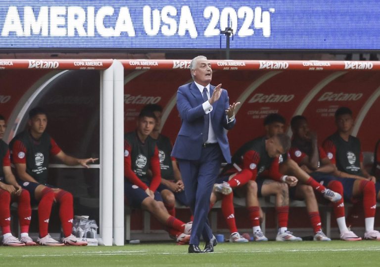 (VIDEO) La curiosa frase de Alfaro tras el empate ante Brasil: “Éramos Bruce Willis en Sexto sentido”