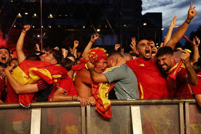 (VIDEO) LOCURA TOTAL: España celebró por todo lo alto la Eurocopa