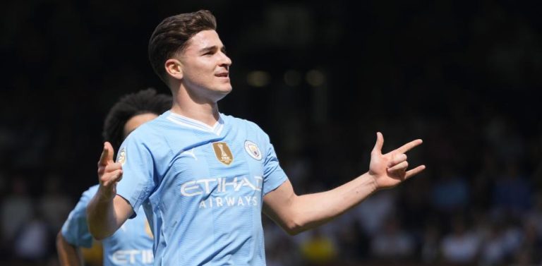 El Manchester City le pone un precio de locos a Julián Álvarez