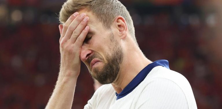 Un serio candidato se borra del banquillo de Inglaterra