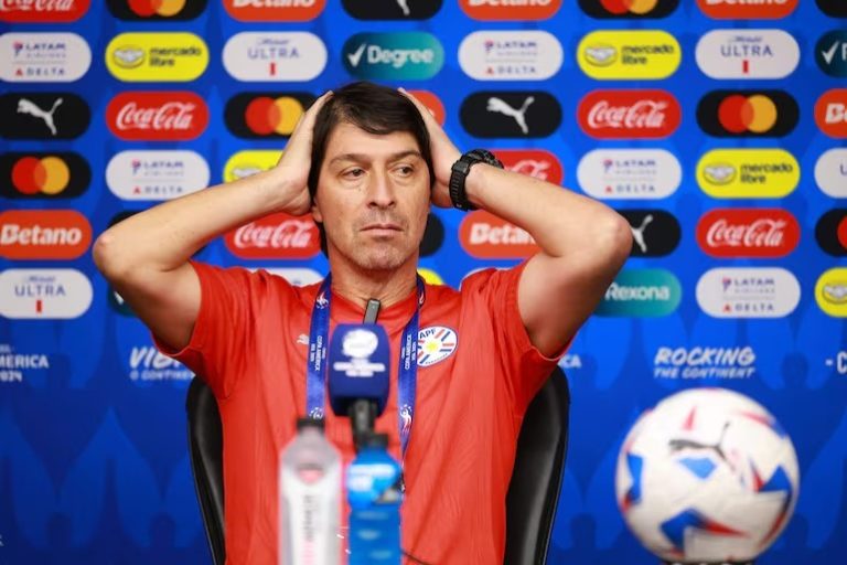 OFICIAL: Daniel Garnero dejó de ser DT de la selección de Paraguay