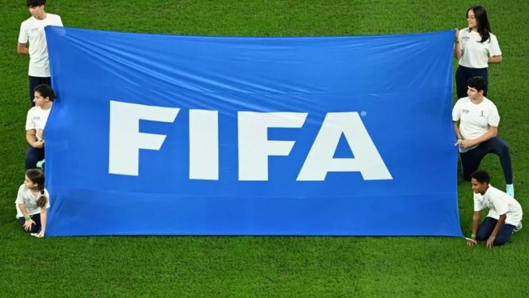 FIFPRO y Ligas Europeas presentaron una denuncia contra la FIFA