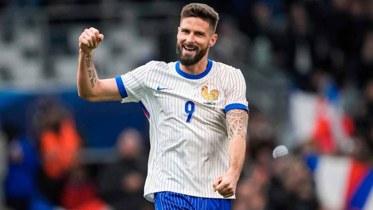 Giroud dice adiós a Francia