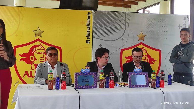 OFICIAL: Aucas presentó a su nuevo DT