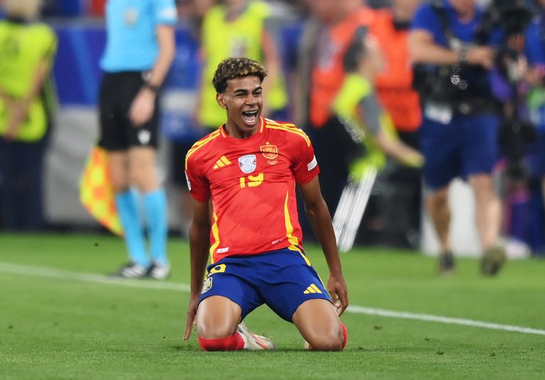 (VIDEO) Lamine Yamal se convierte en el jugador más joven en anotar en la historia de la Eurocopa