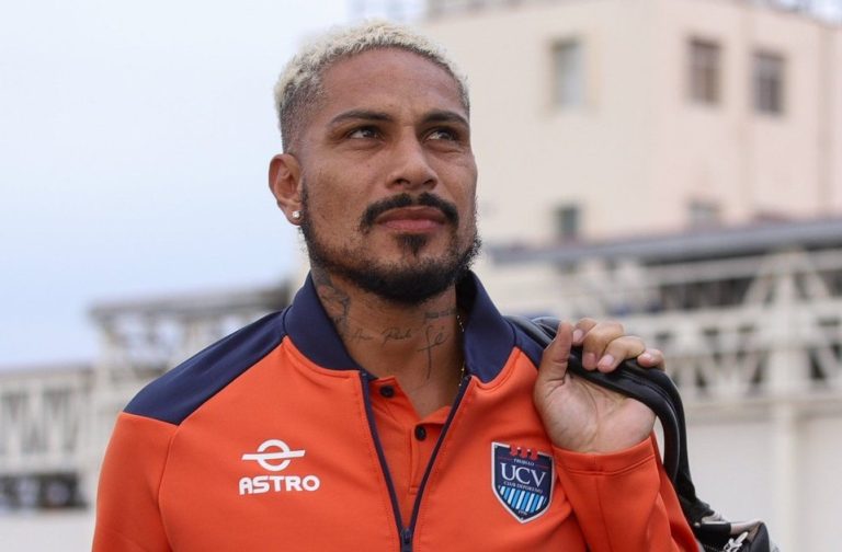(COMUNICADO) Paolo Guerrero busca salir de U. César Vallejo