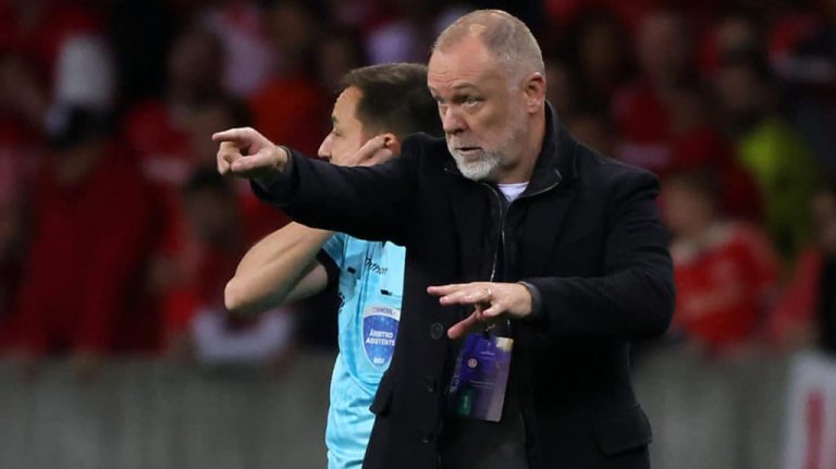 Mano Menezes asumirá el mando de Fluminense