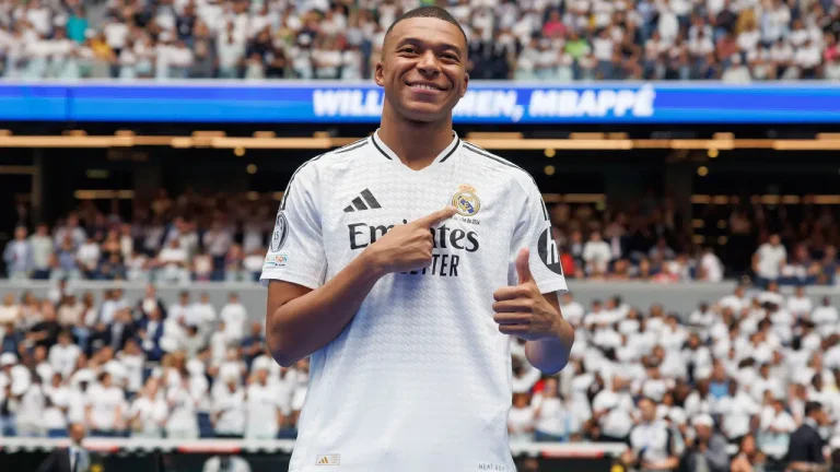 El Real Madrid inscribe a Mbappé en LaLiga