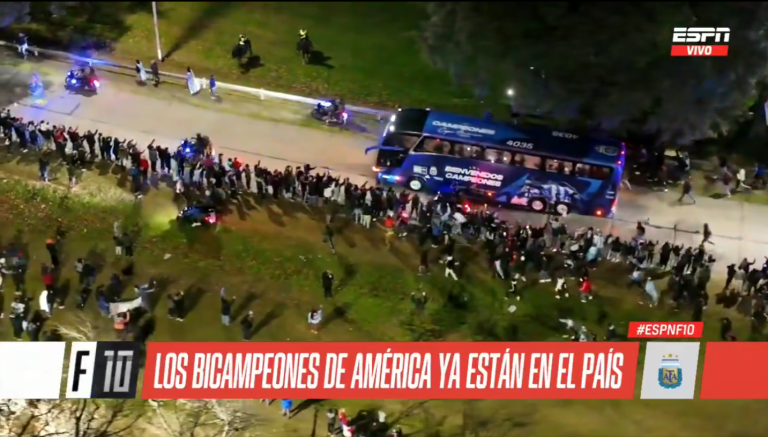 (VIDEO) El gran recibimiento a Argentina en Buenos Aires