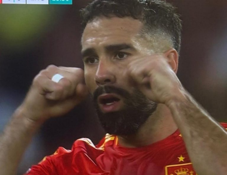 (VIDEO) “LLORONES”: El picante gesto de Dani Carvajal a los ingleses
