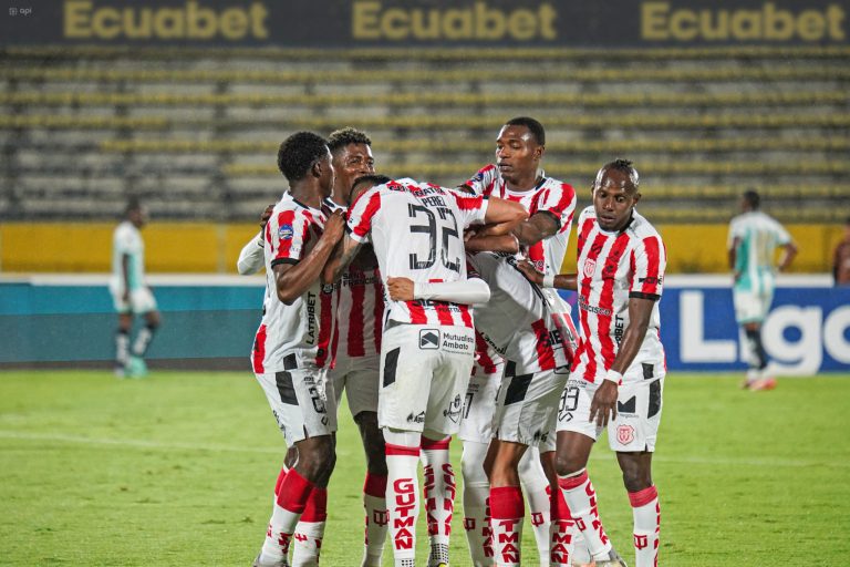 (VIDEO) FINAL DRAMÁTICO: T. Universitario derrotó a Cumbayá en el Atahualpa
