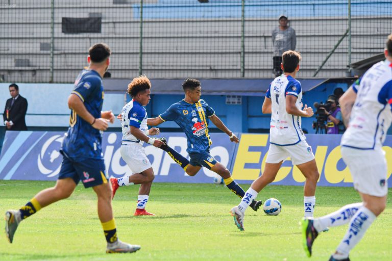 (VIDEO) Imbabura sorprendió y sacó un empate a Delfín en el Jocay