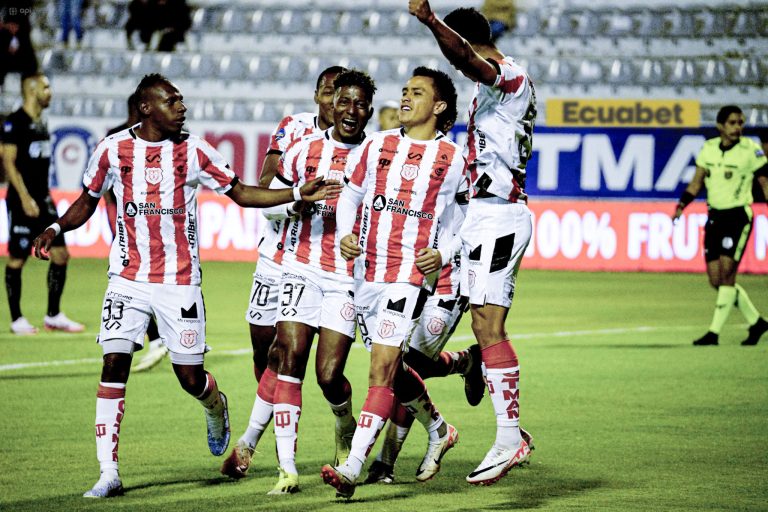 (VIDEO) FIESTA ROJIBLANCA: T. Universitario ganó con doblete de Diego Armas