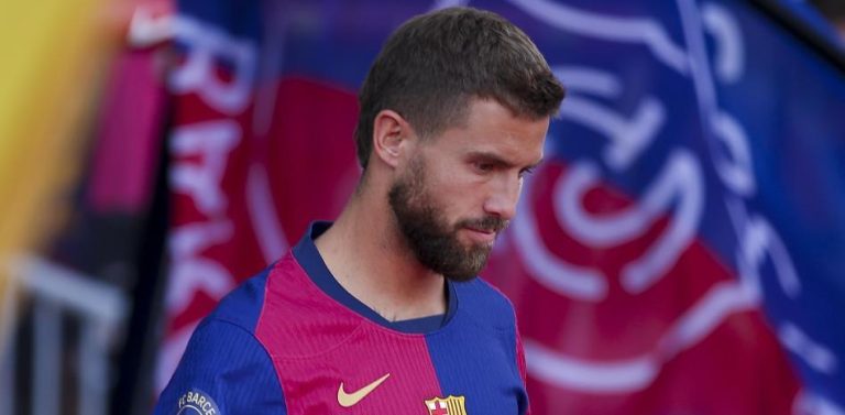Iñigo Martínez llama la atención en Arabia