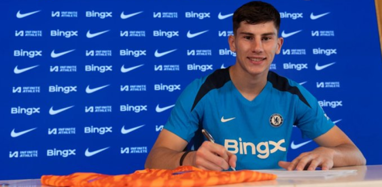 ¡El Chelsea anuncia la llegada de otro portero!