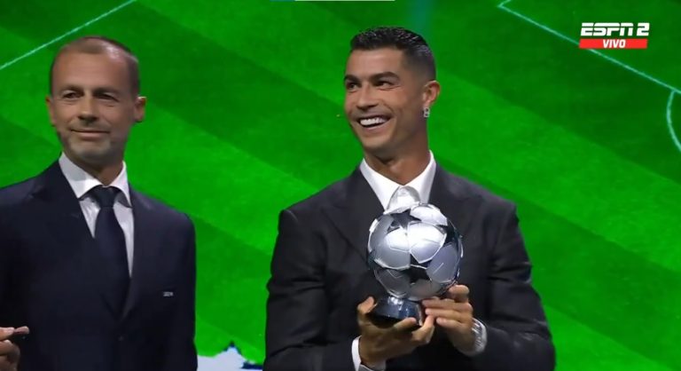 (VIDEO) Cristiano recibió premio especial al Máximo Goleador de la Champions