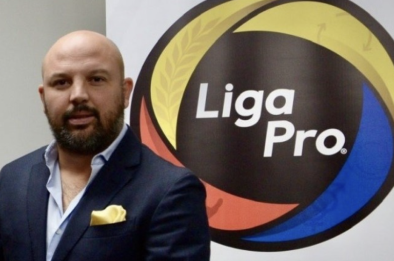 Loor responde a IDV respecto a la “comisión” que propone por el tema de la Serie C
