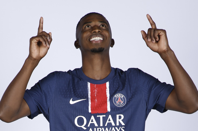 OFICIAL: Pacho, el “maestro del pase” en la primera fecha de la Champions League