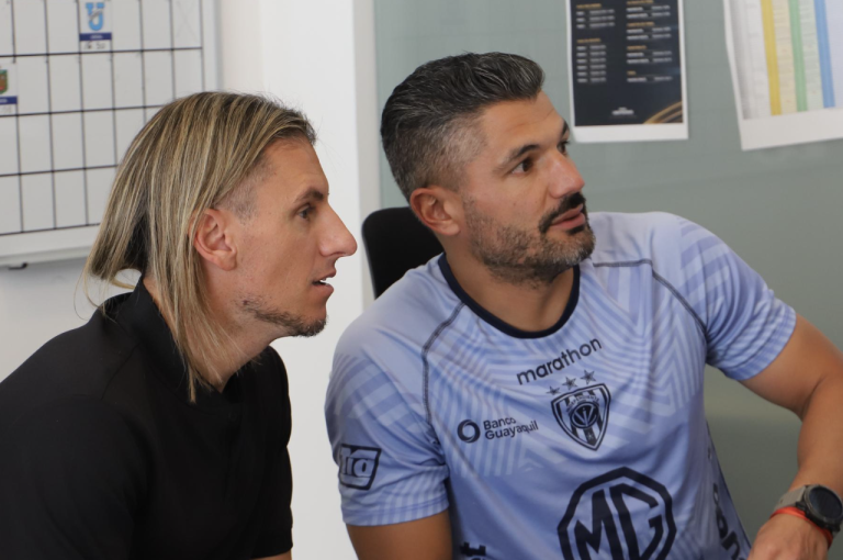 Beccacece visitó a Independiente del Valle