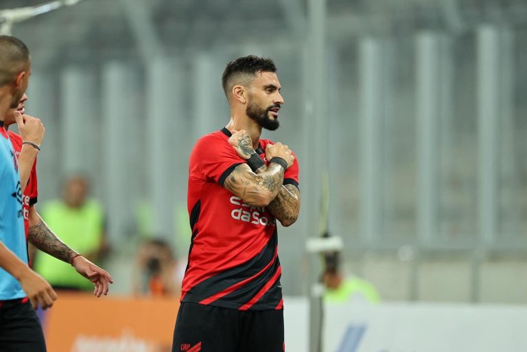 Gonzalo Mastriani es el nuevo goleador histórico de la Copa Sudamericana