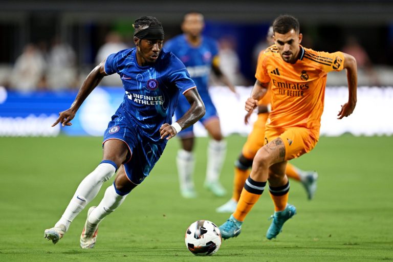 (VIDEO) Moisés Caicedo sumó minutos en la derrota del Chelsea ante Real Madrid