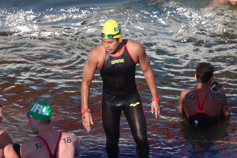 París 2024: David Farinango finalizó en el puesto 17 en aguas abiertas