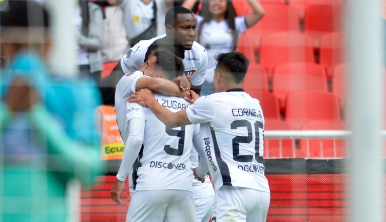 LDU remontó y derrotó a Cumbayá en el Rodrigo Paz Delgado