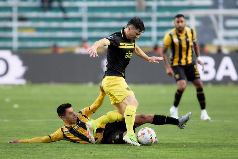 (VIDEO) Peñarol perdió en Bolivia pero avanzó en la Libertadores