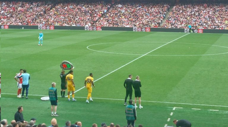 (VIDEO) Pervis, de vuelta en la Premier: Brighton rescató el empate contra Arsenal
