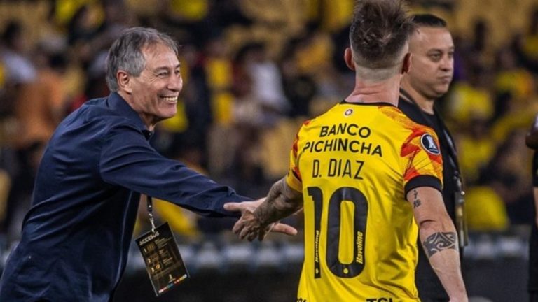 Holan rompe el silencio: La salida de Kitu Díaz y lo “traumático” de eligir a un nuevo capitán