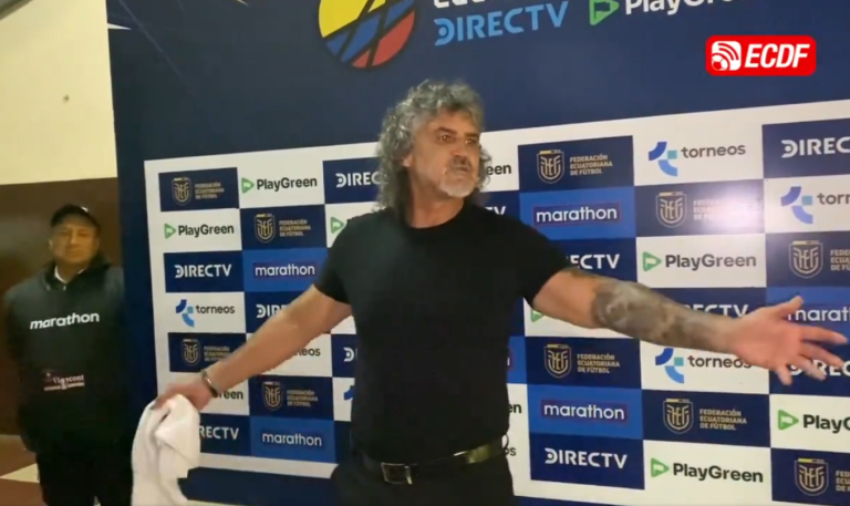 (VIDEO) La bronca de Leonel Álvarez en zona mixta: “Esto es una pasarela”