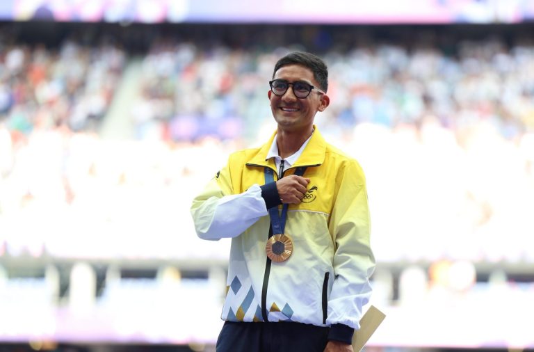 (VIDEO) ECUADOR, EN LO MÁS ALTO: La premiación de Daniel Pintado en París 2024