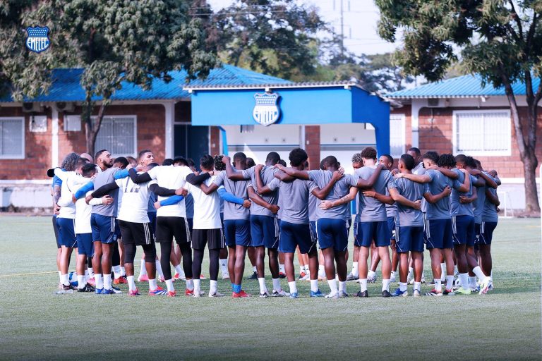 ¡Emelec volverá a los entrenamientos esta tarde!