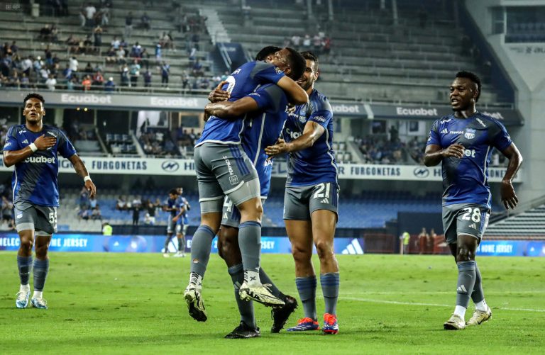 (VIDEO) TRIUNFAZO DEL ‘BOMBILLO’: Emelec derrotó a Técnico Universitario en el Capwell