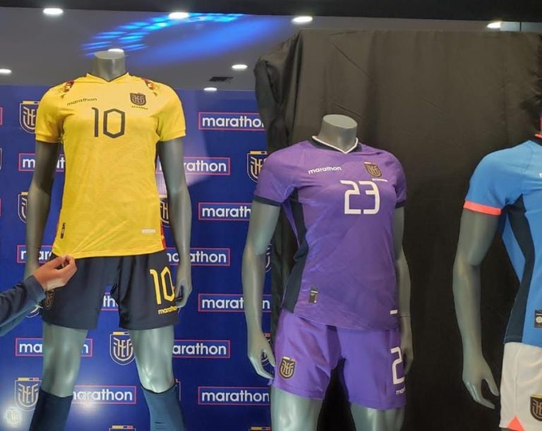 (VIDEO – FOTOS) Marathon Sports presentó las nuevas camisetas para La TRI femenina