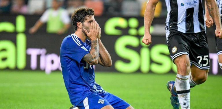 Lamentables amenazas contra el jugador del Como que falló un penalti en el 94′