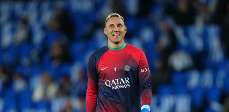 Keylor Navas, en manos de Jorge Mendes y abierto a escuchar al Barça