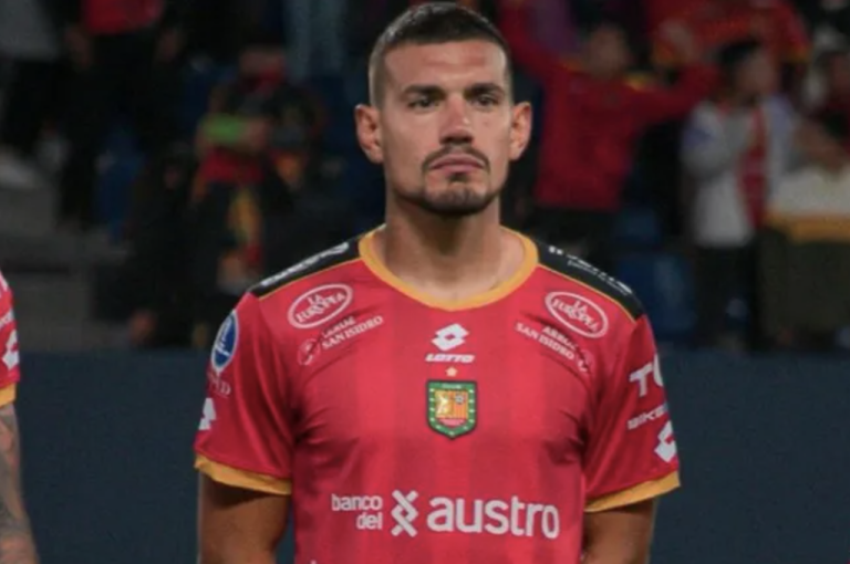 INSÓLITO: Ex jugador del Deportivo Cuenca busca club por ¡FACEBOOK!