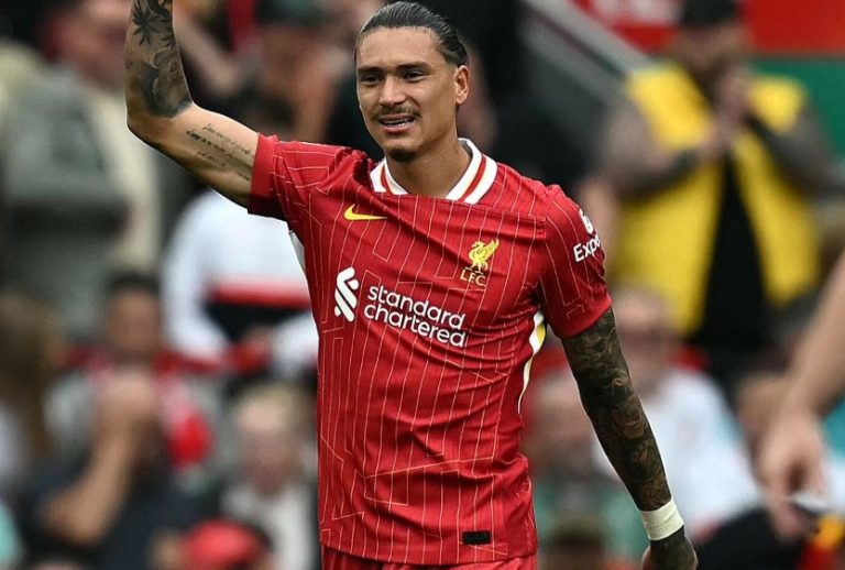 El consejo de Van Dijk para Darwin Núñez
