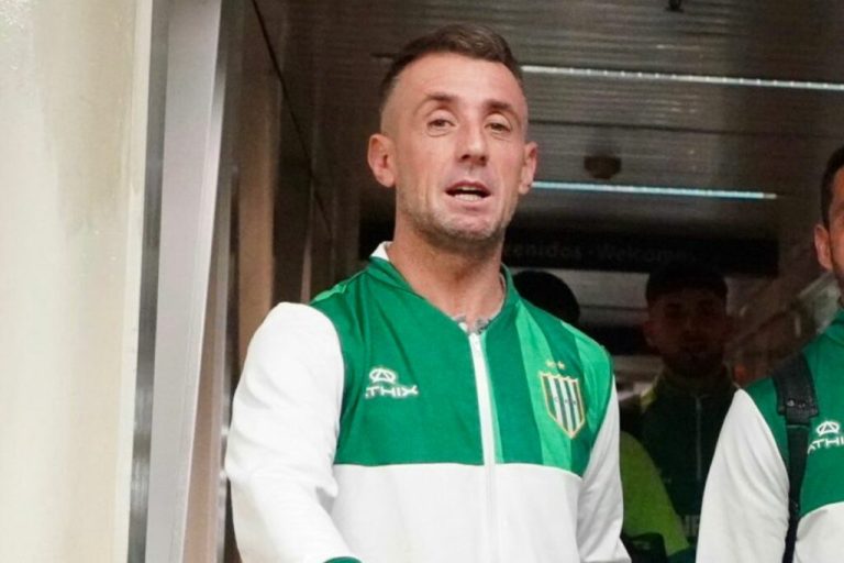 Damián Díaz se quedó sin DT en Banfield